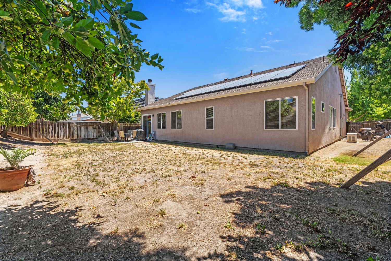 1442 Burchell Hill Dr, Oakdale, CA 95361