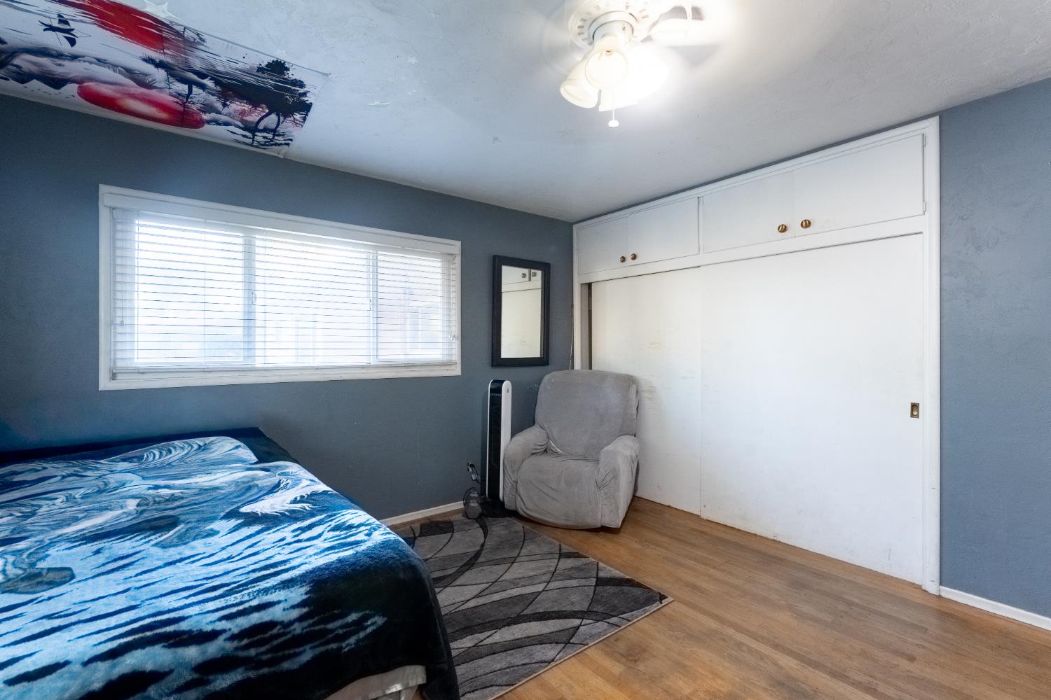 221 N Western Ave, Waterford, CA 95386