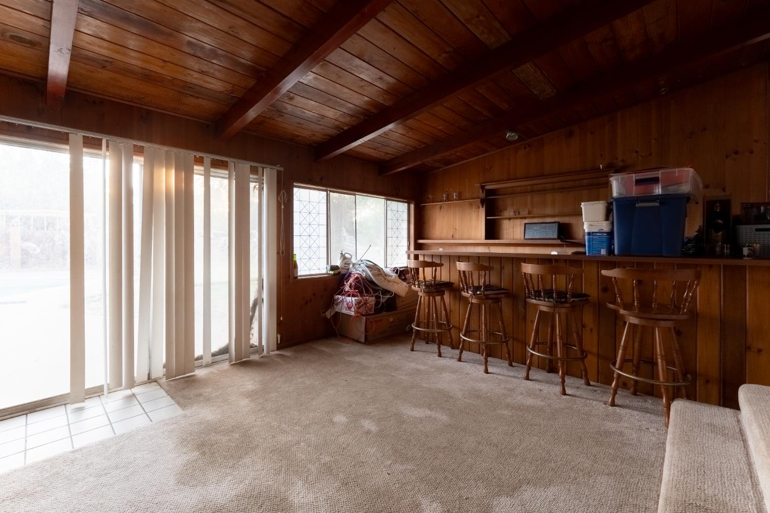 221 N Western Ave, Waterford, CA 95386