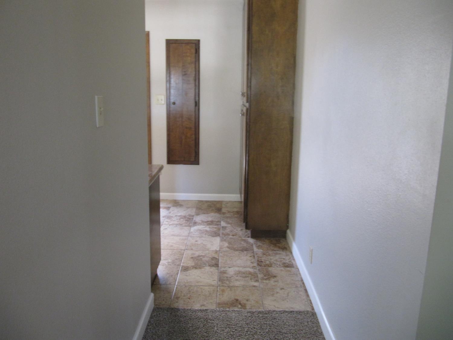 1033 Madison Ave, Los Banos, CA 93635