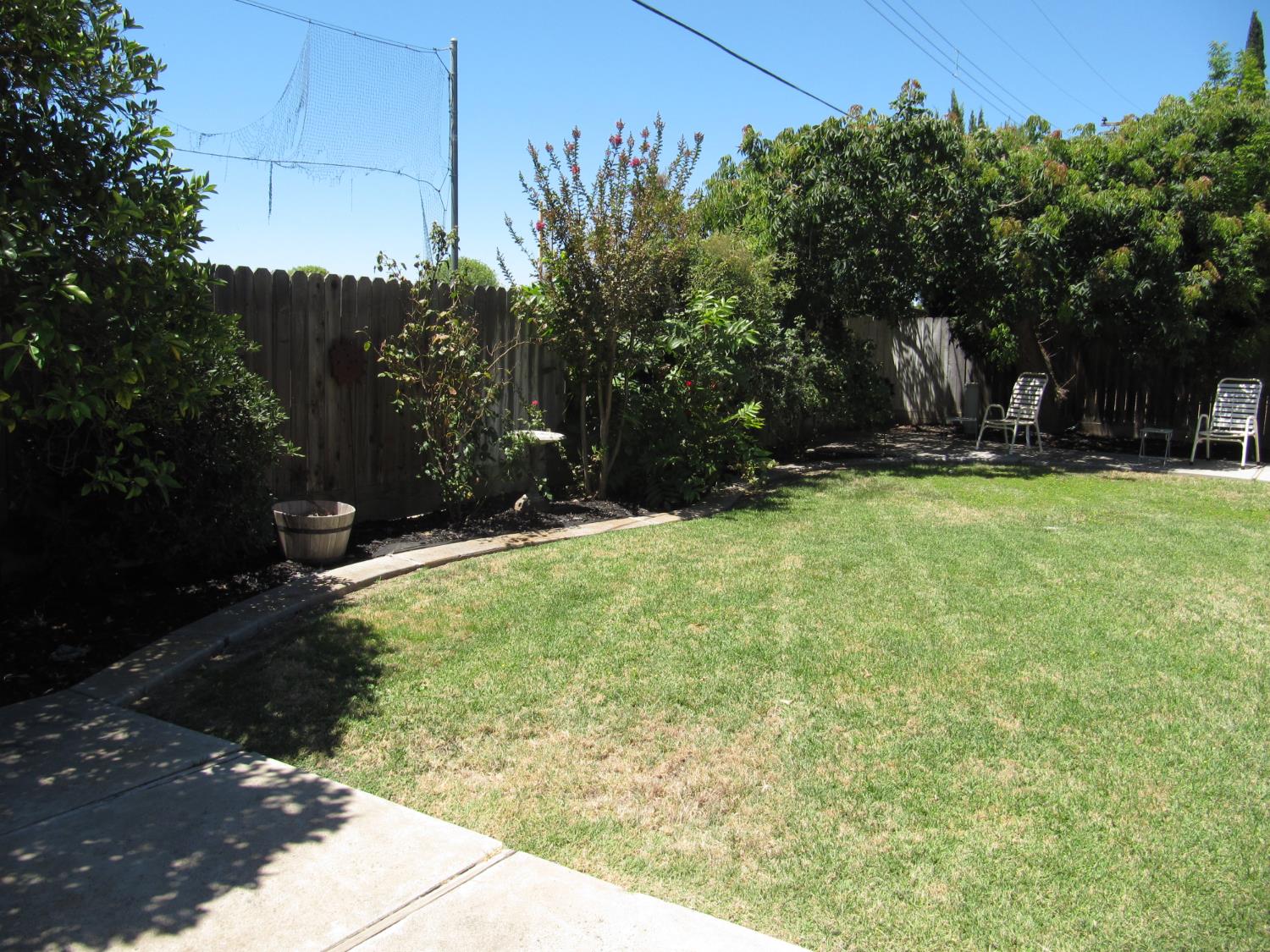 1033 Madison Ave, Los Banos, CA 93635