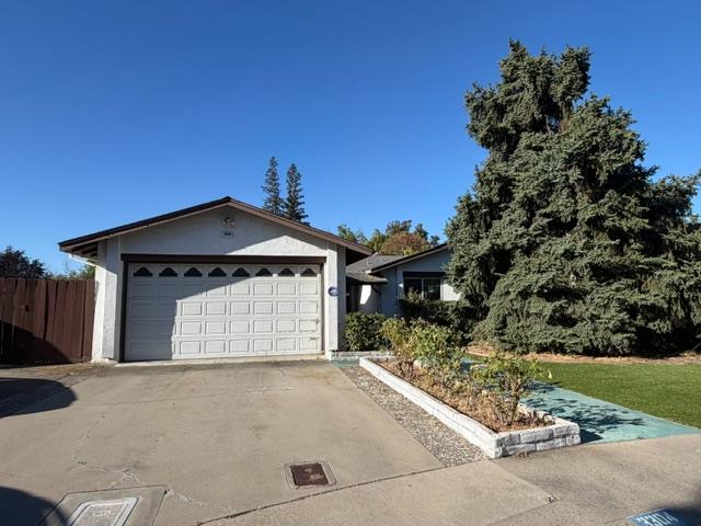 3304 Benton Cir, Modesto, CA 95350