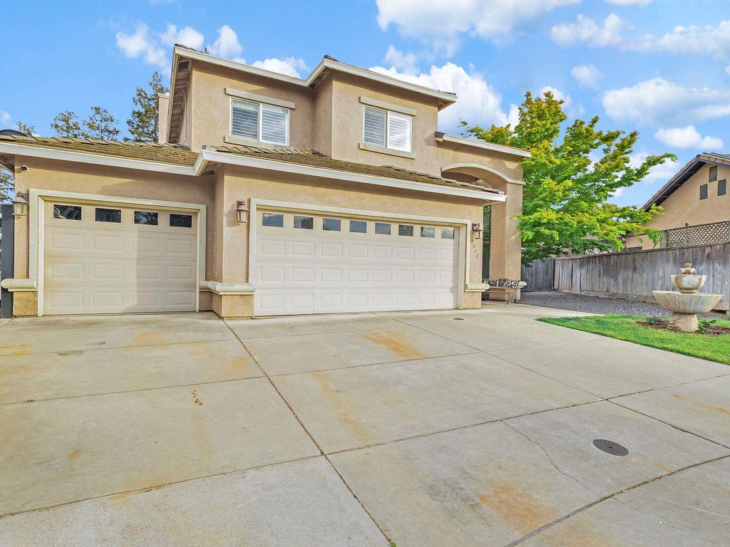 2248 Cherry Tree Ln, Riverbank, CA 95367