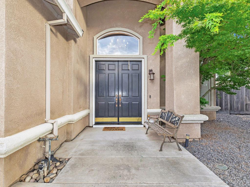 2248 Cherry Tree Ln, Riverbank, CA 95367