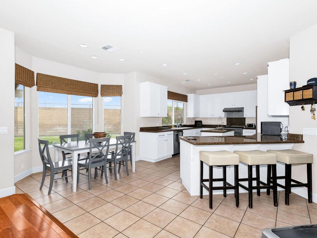 2248 Cherry Tree Ln, Riverbank, CA 95367