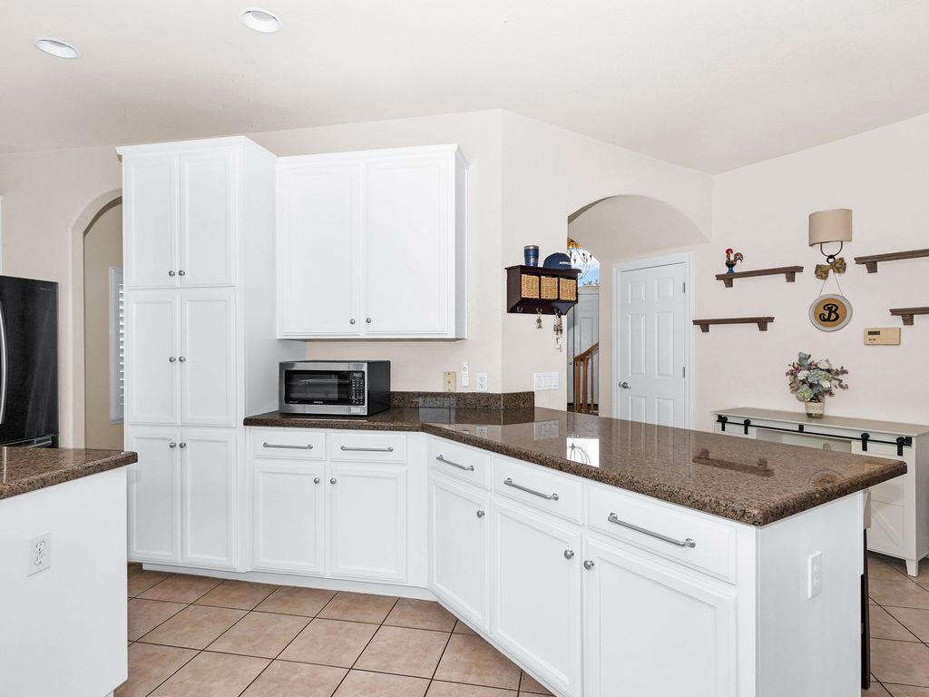 2248 Cherry Tree Ln, Riverbank, CA 95367