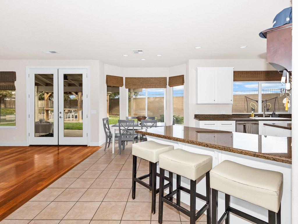 2248 Cherry Tree Ln, Riverbank, CA 95367