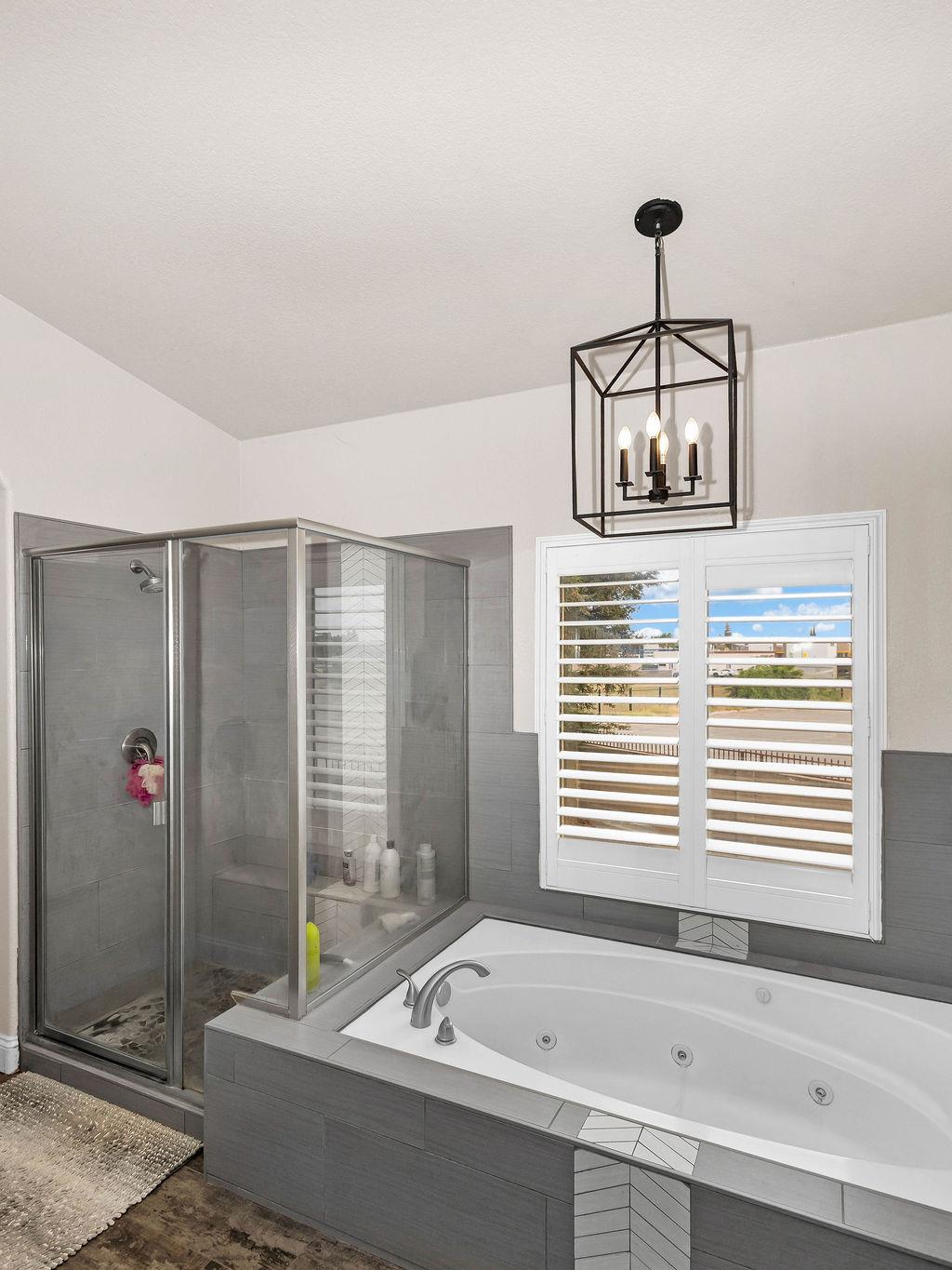 2248 Cherry Tree Ln, Riverbank, CA 95367