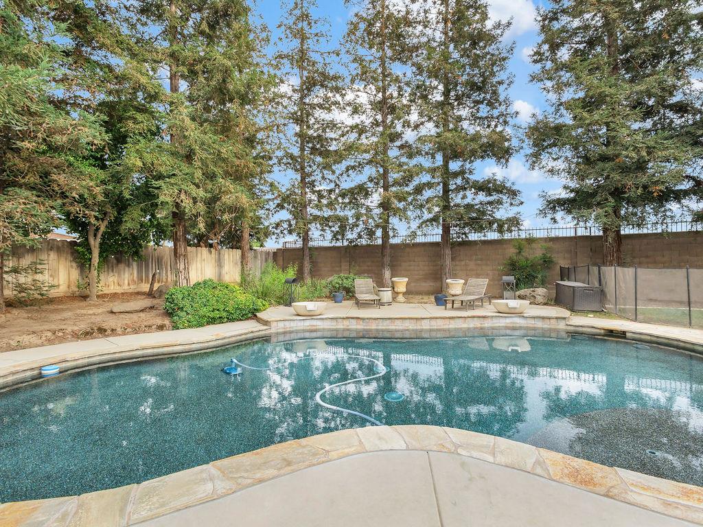 2248 Cherry Tree Ln, Riverbank, CA 95367