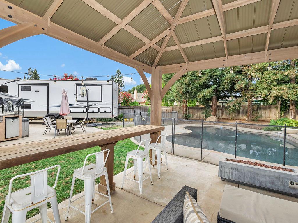 2248 Cherry Tree Ln, Riverbank, CA 95367
