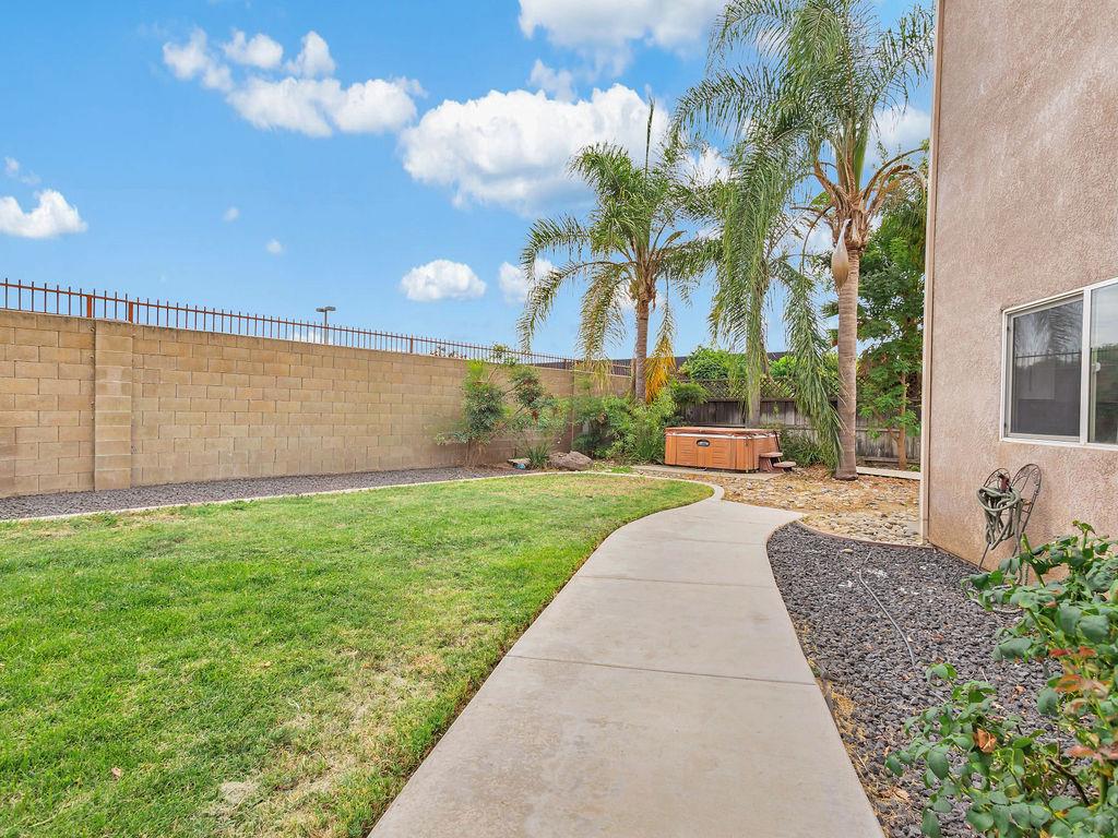 2248 Cherry Tree Ln, Riverbank, CA 95367