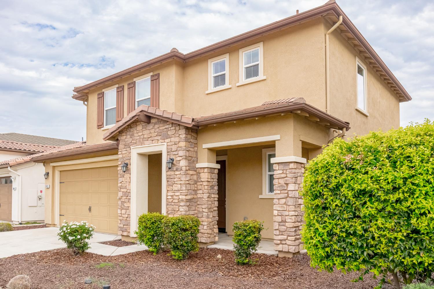 3853 Banyan Tree Dr, Modesto, CA 95355