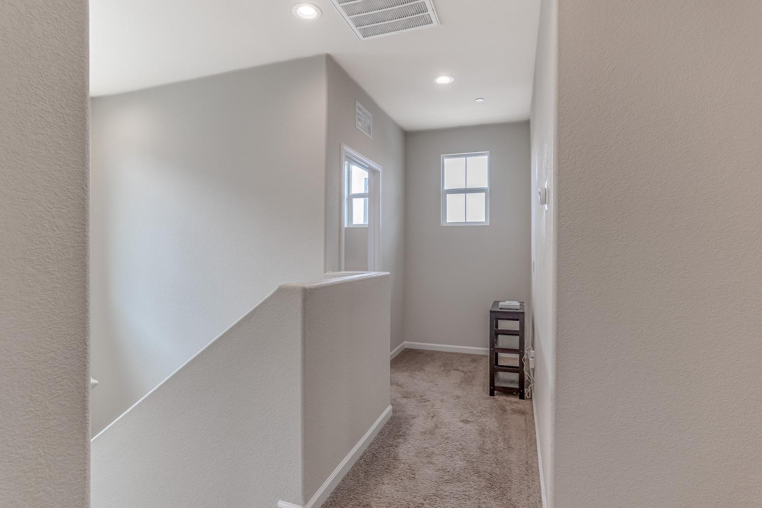3853 Banyan Tree Dr, Modesto, CA 95355