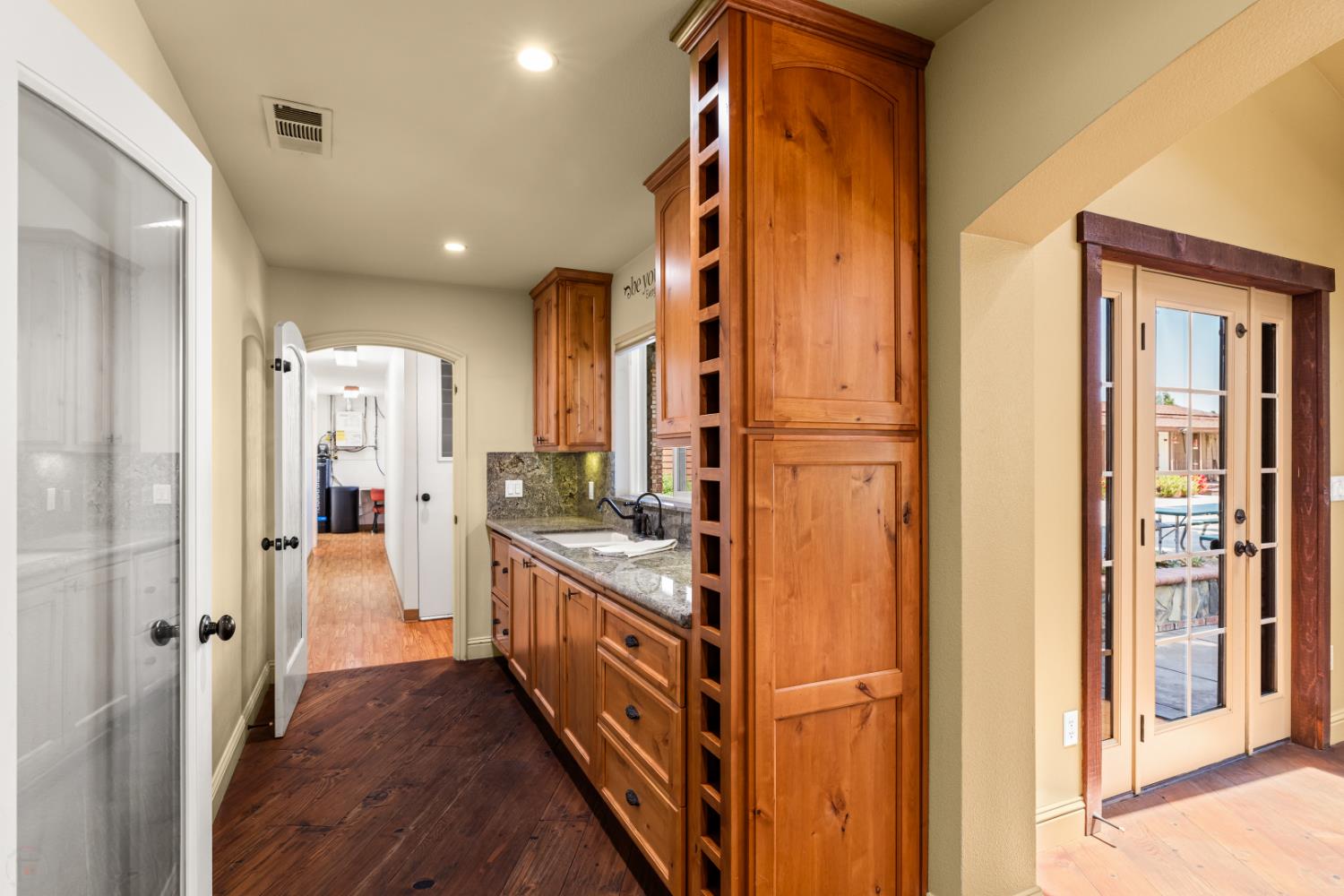 20592 Ayers Rd, Escalon, CA 95320