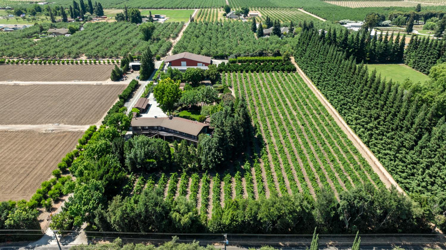 20592 Ayers Rd, Escalon, CA 95320