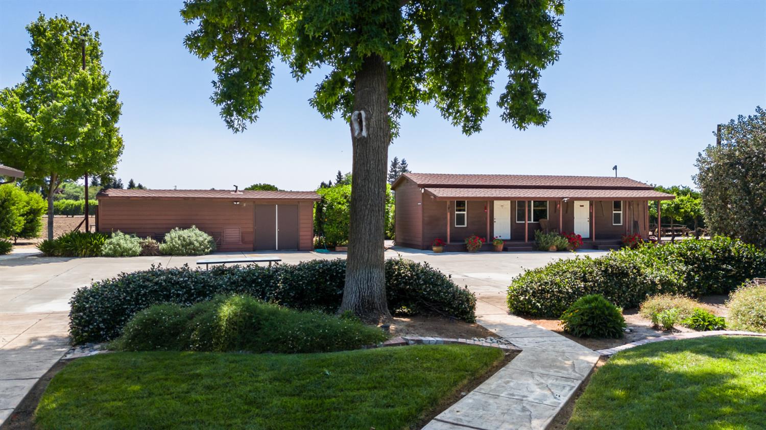 20592 Ayers Rd, Escalon, CA 95320