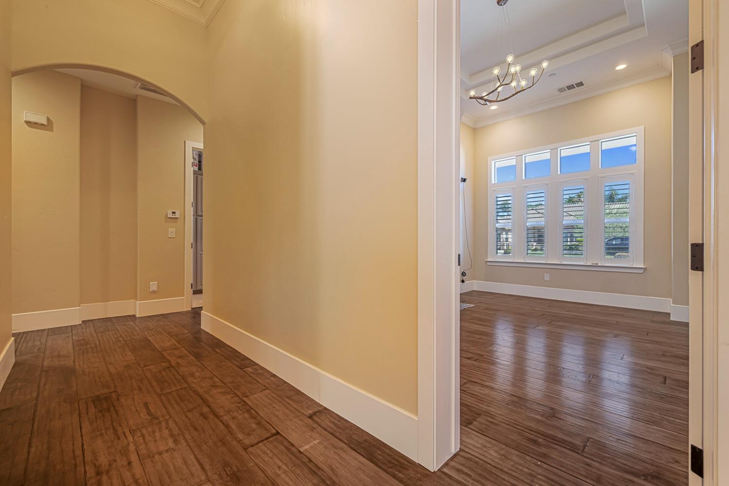 10725 Goldsborough Cir, Oakdale, CA 95361