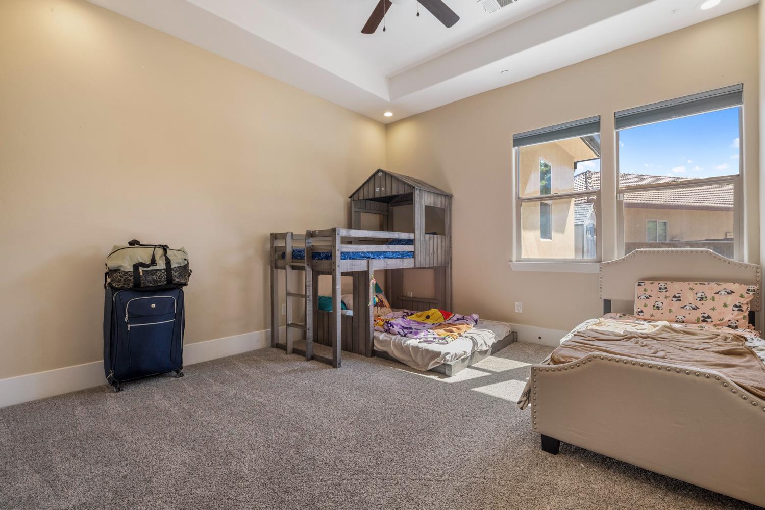 10725 Goldsborough Cir, Oakdale, CA 95361