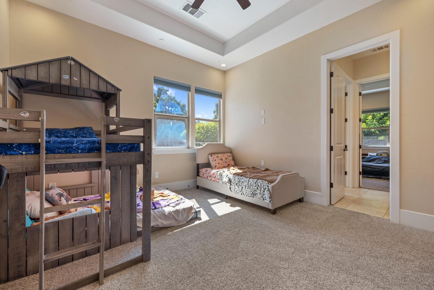 10725 Goldsborough Cir, Oakdale, CA 95361