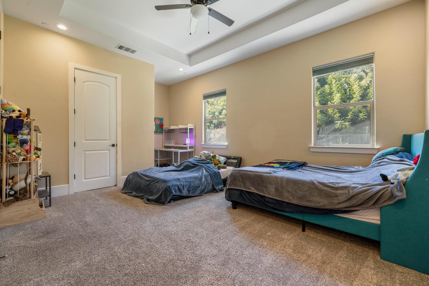 10725 Goldsborough Cir, Oakdale, CA 95361