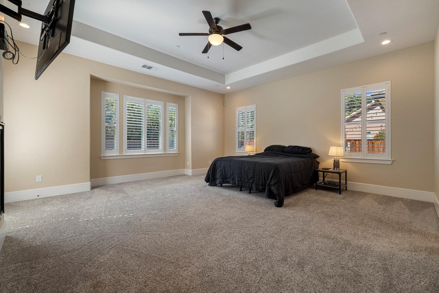 10725 Goldsborough Cir, Oakdale, CA 95361
