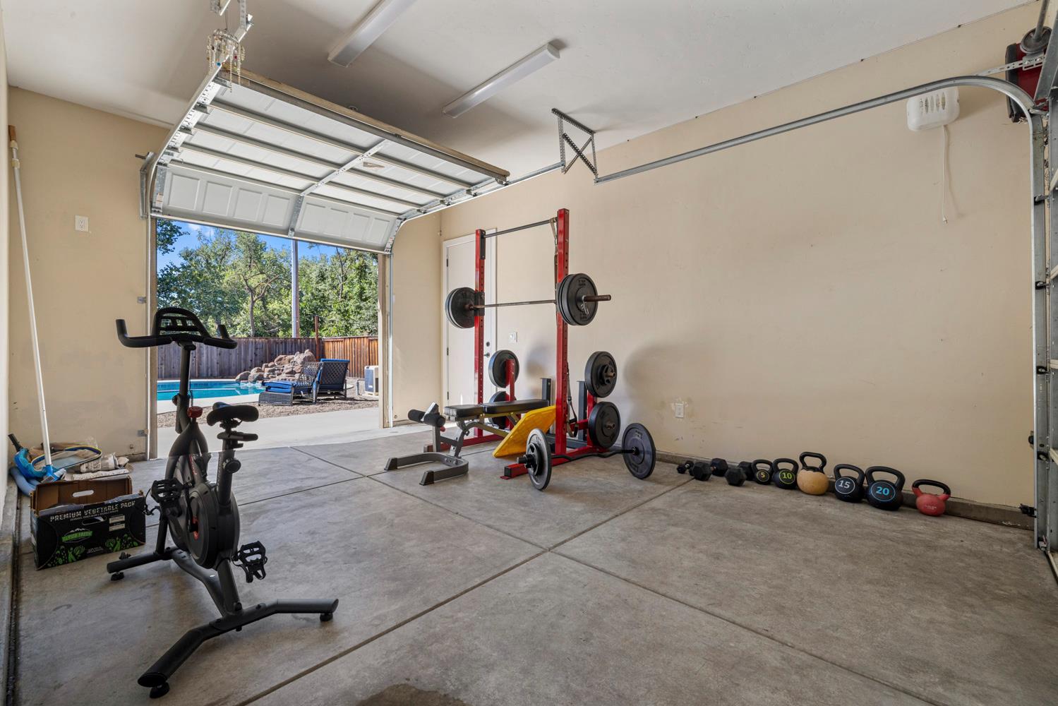 10725 Goldsborough Cir, Oakdale, CA 95361
