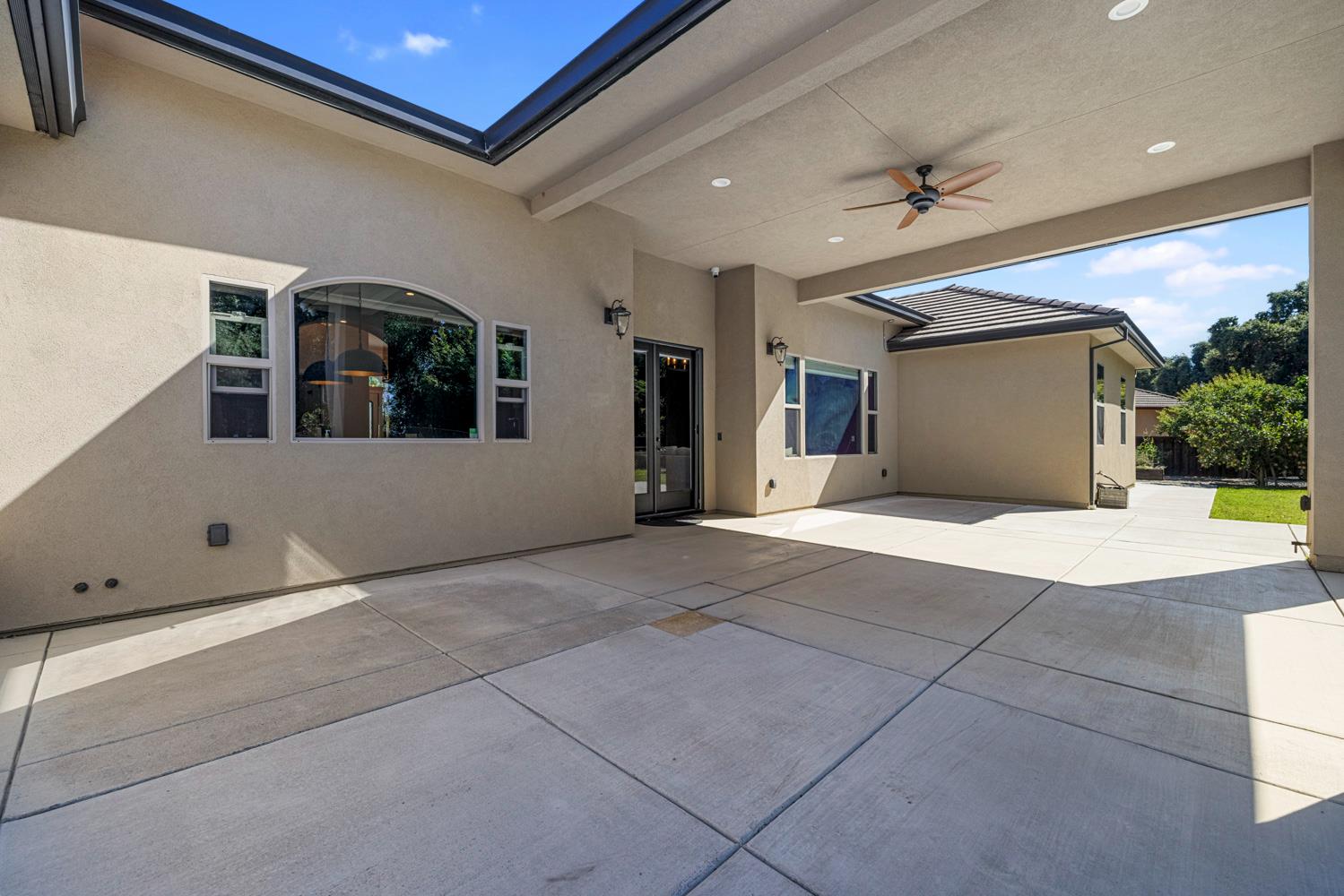 10725 Goldsborough Cir, Oakdale, CA 95361