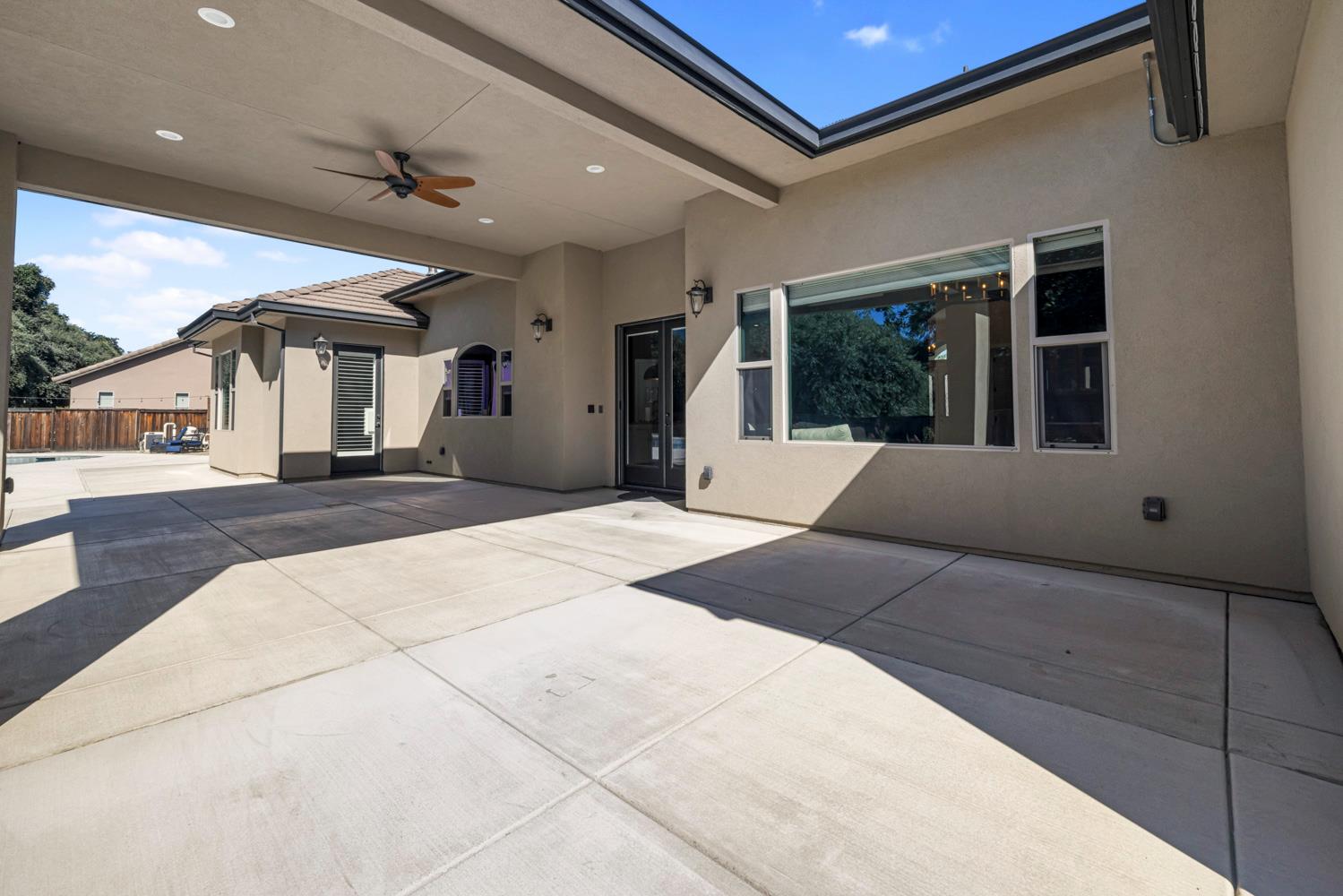 10725 Goldsborough Cir, Oakdale, CA 95361