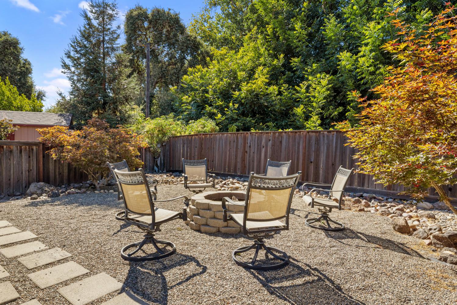 10725 Goldsborough Cir, Oakdale, CA 95361