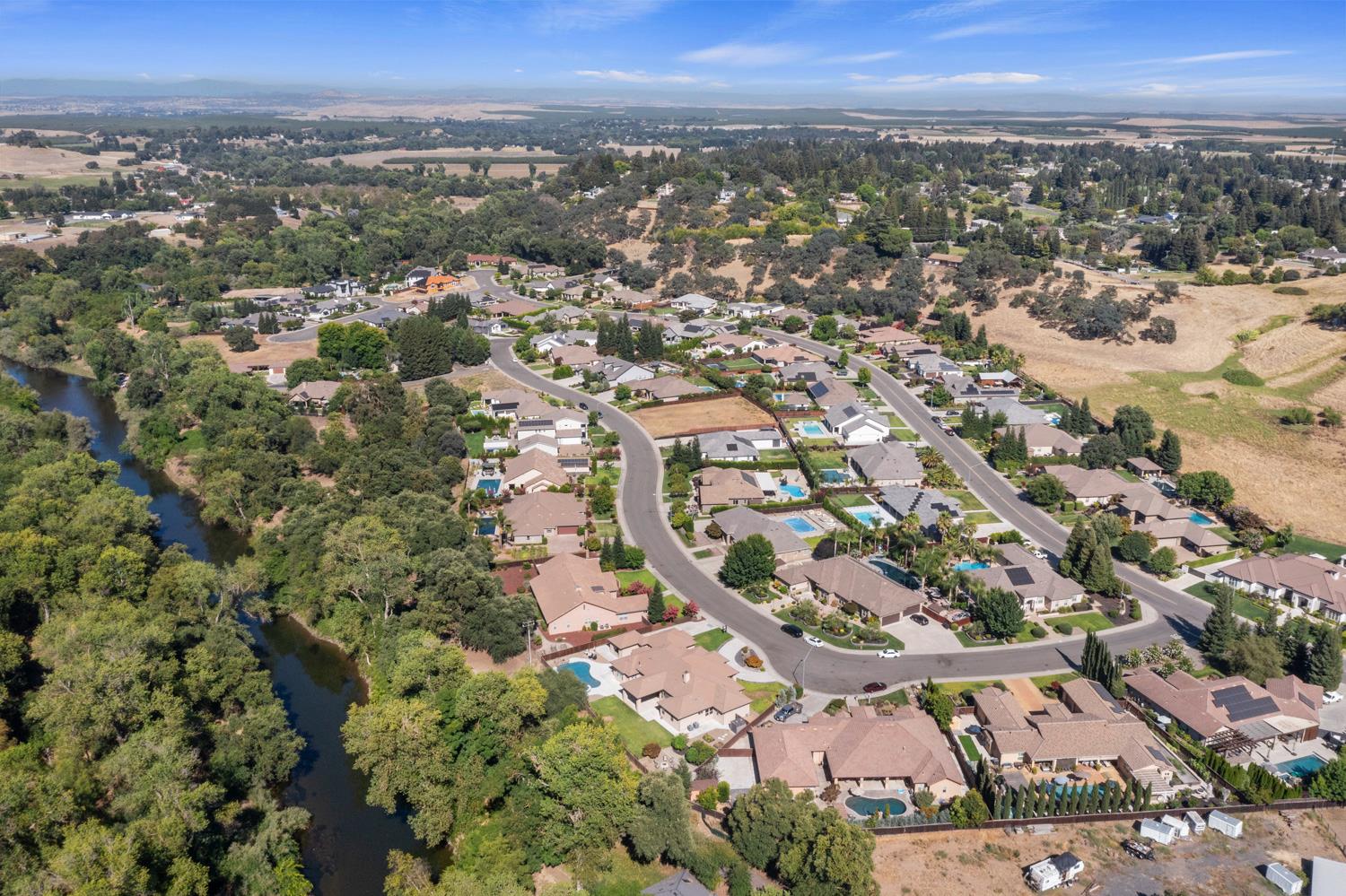 10725 Goldsborough Cir, Oakdale, CA 95361