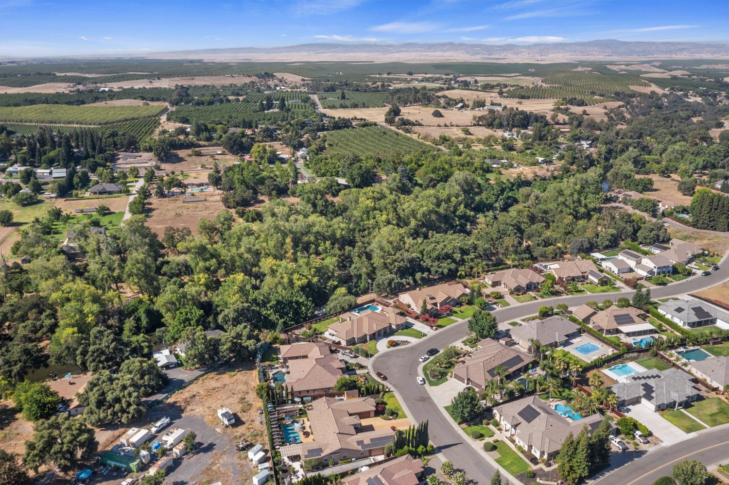 10725 Goldsborough Cir, Oakdale, CA 95361