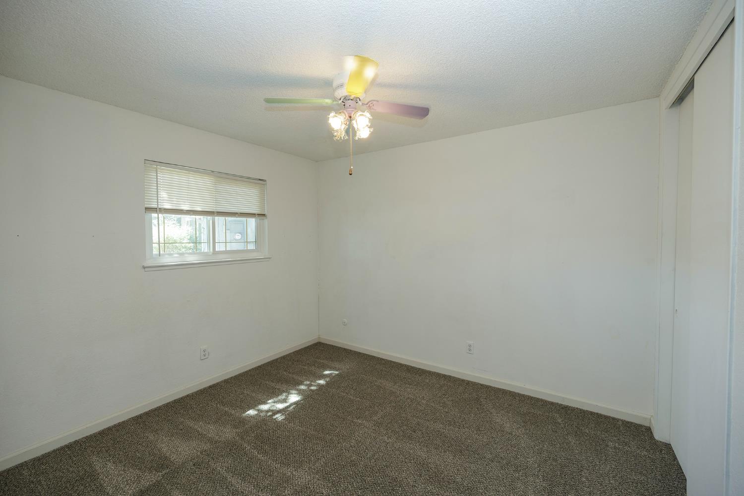 2704 Aston Ct, Modesto, CA 95355