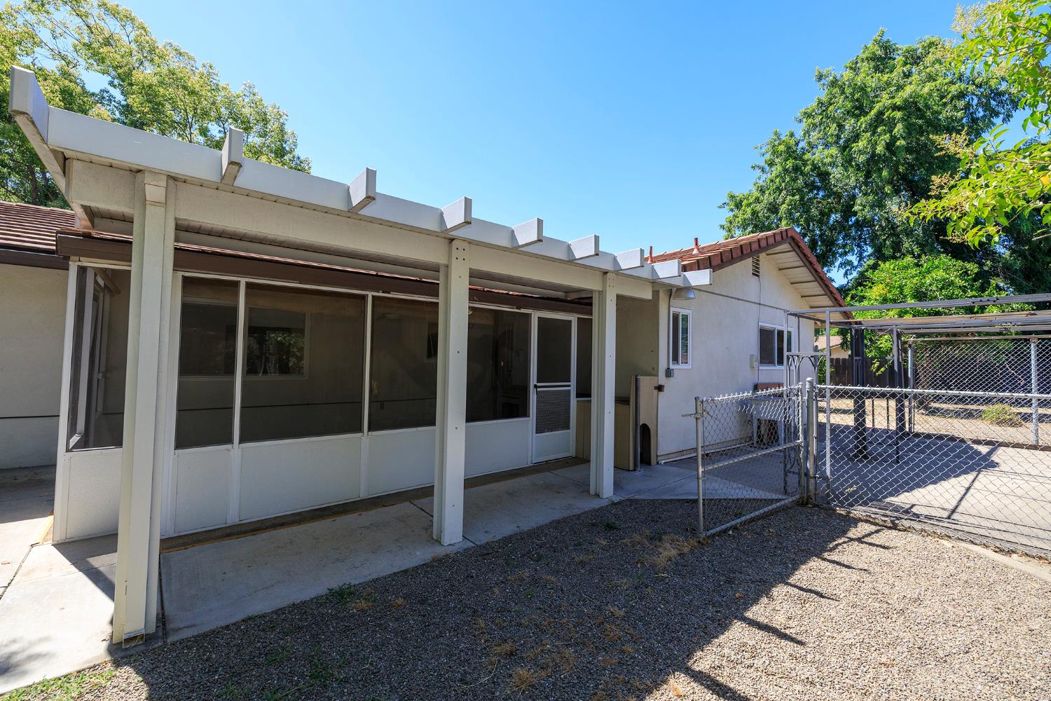 2704 Aston Ct, Modesto, CA 95355