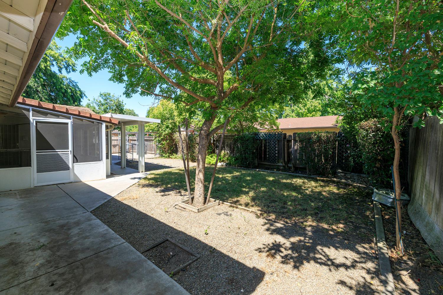 2704 Aston Ct, Modesto, CA 95355
