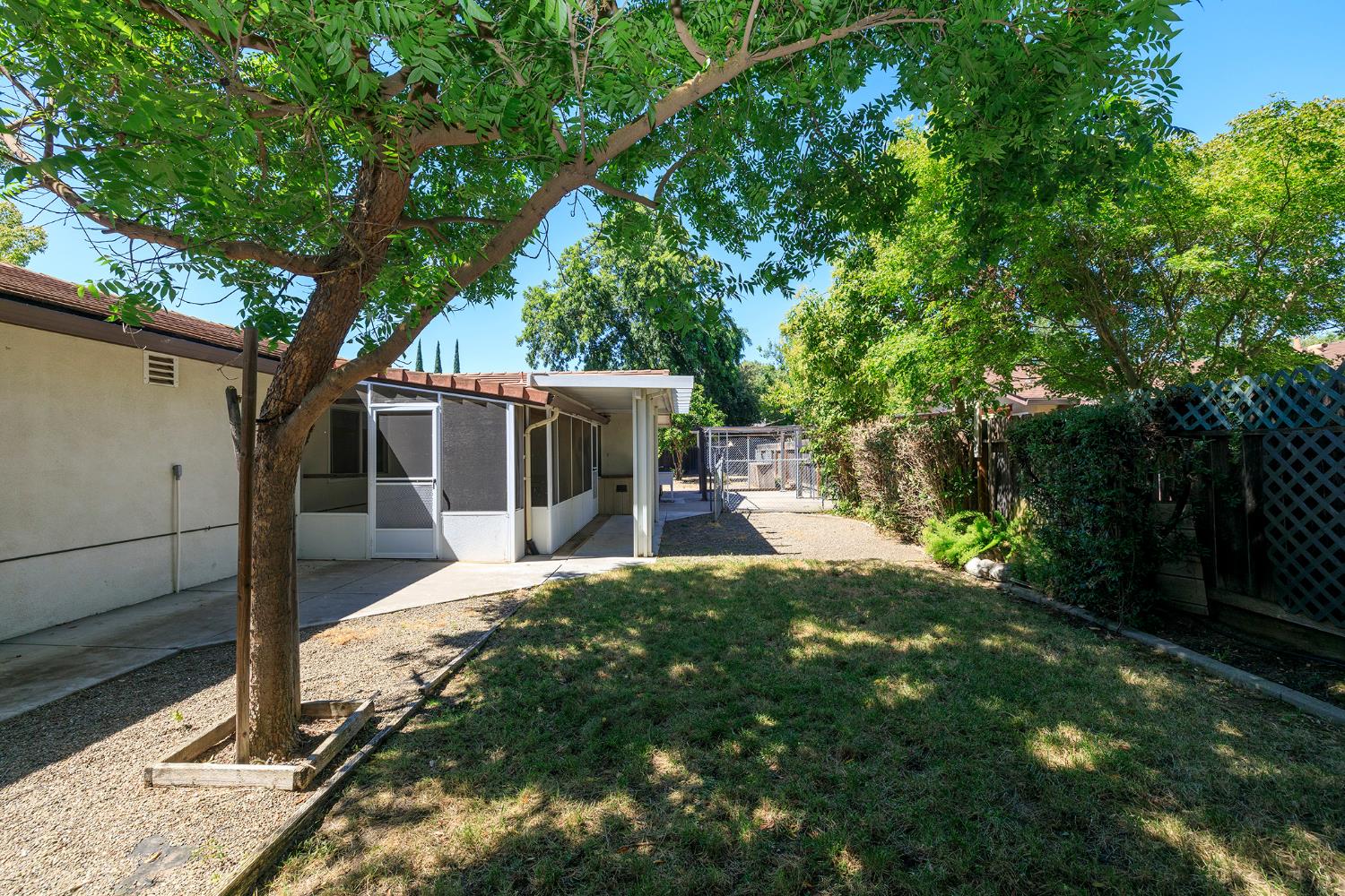 2704 Aston Ct, Modesto, CA 95355
