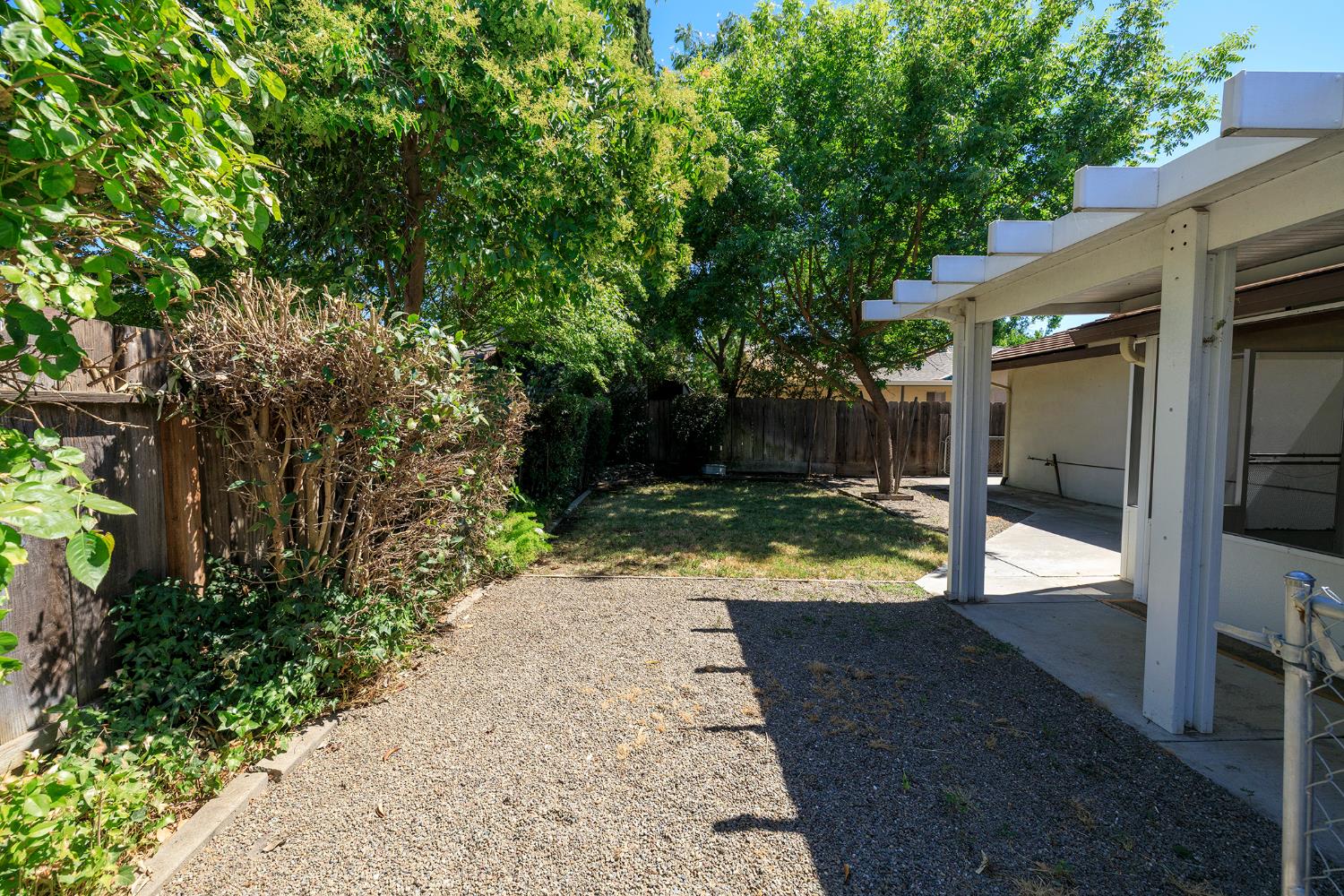 2704 Aston Ct, Modesto, CA 95355