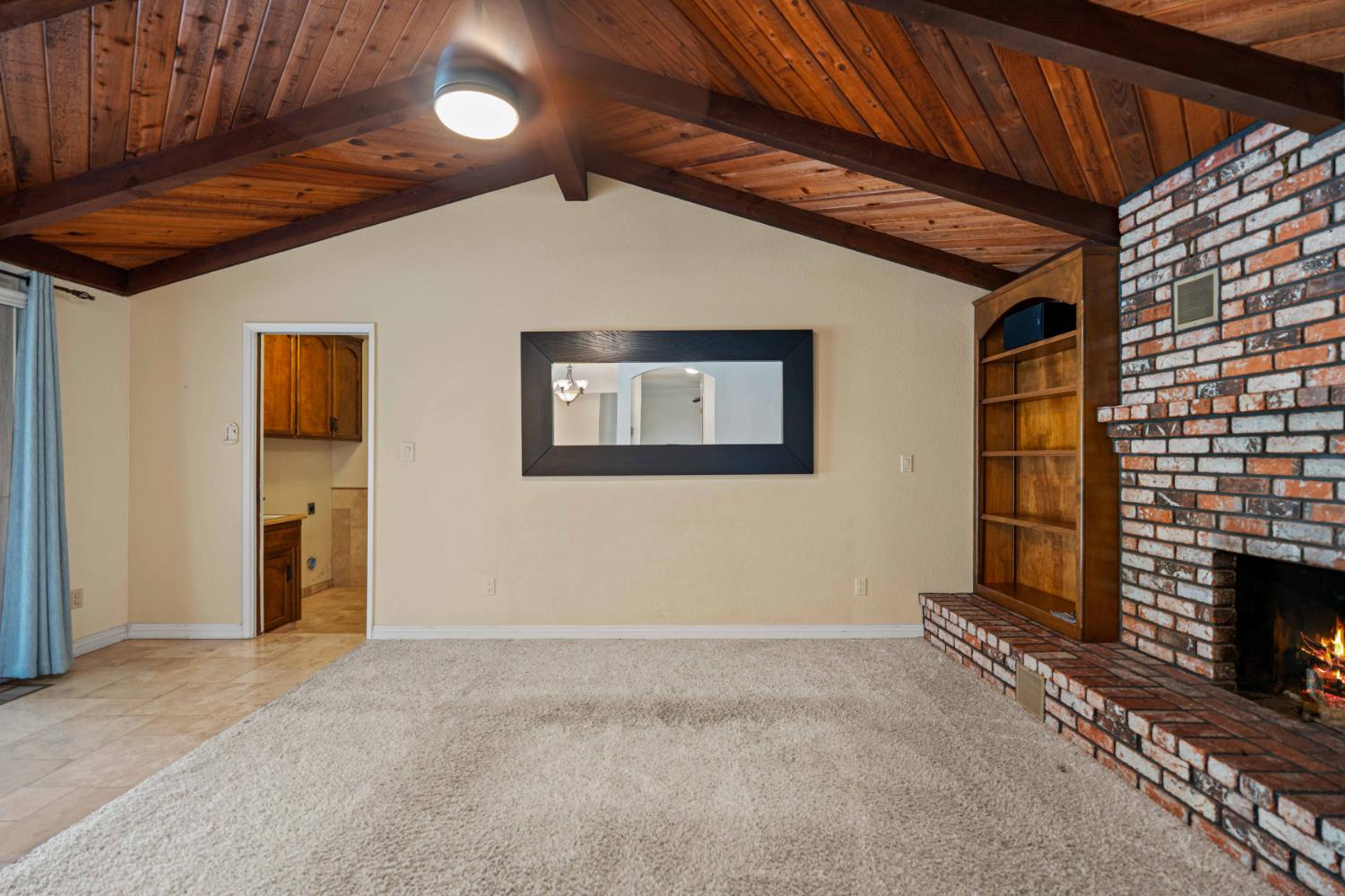 1508 Kingfield Dr, Modesto, CA 95350