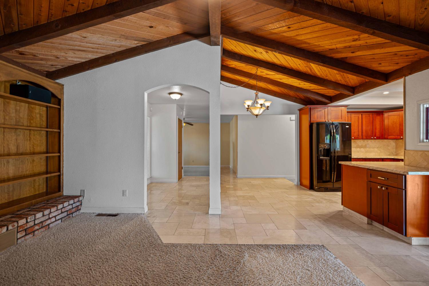 1508 Kingfield Dr, Modesto, CA 95350