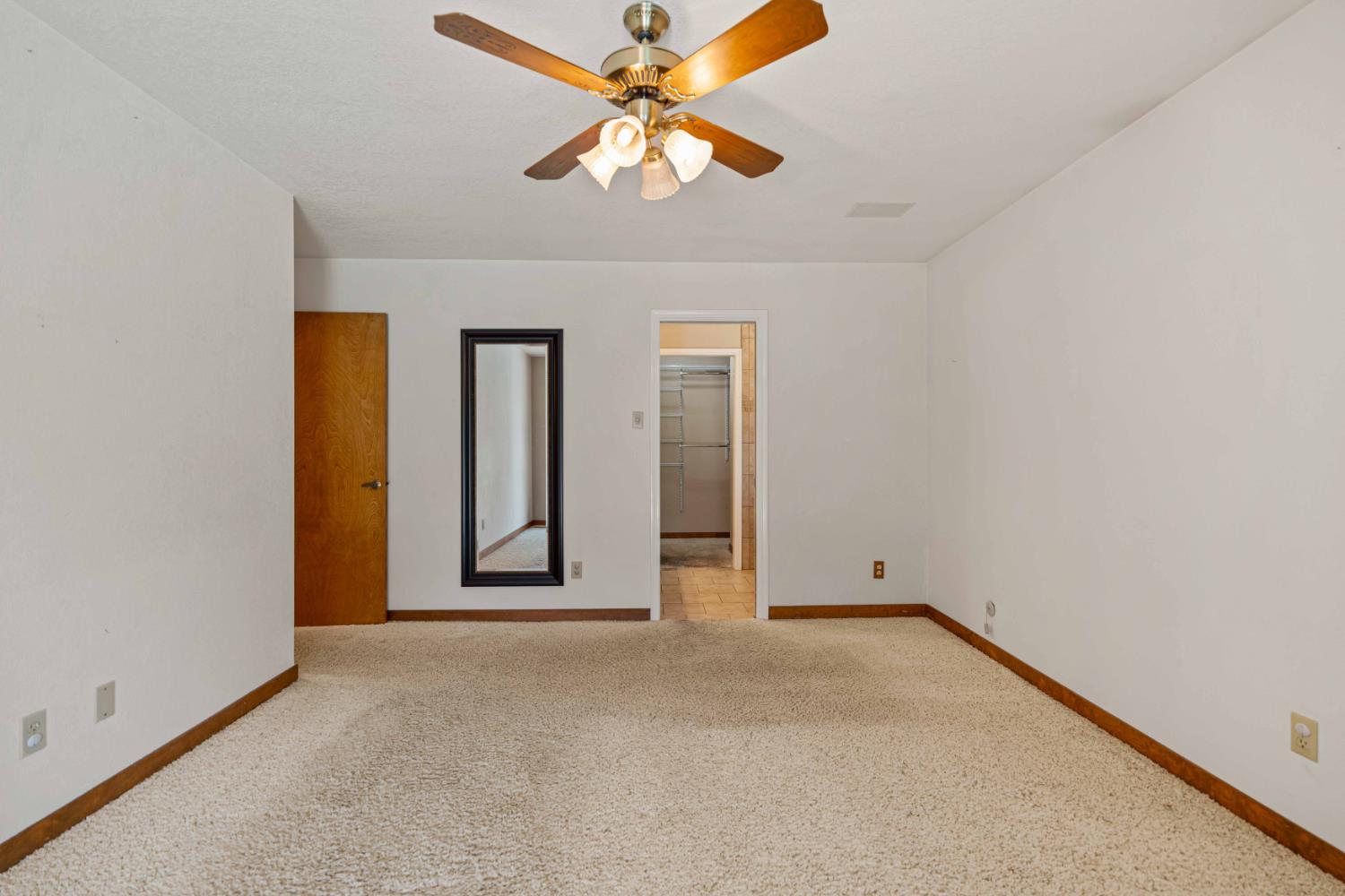 1508 Kingfield Dr, Modesto, CA 95350
