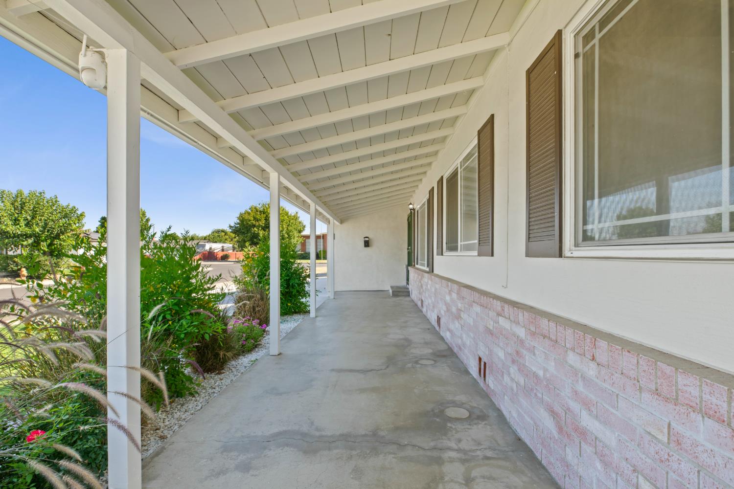 209 charles Ave, Manteca, CA 95336