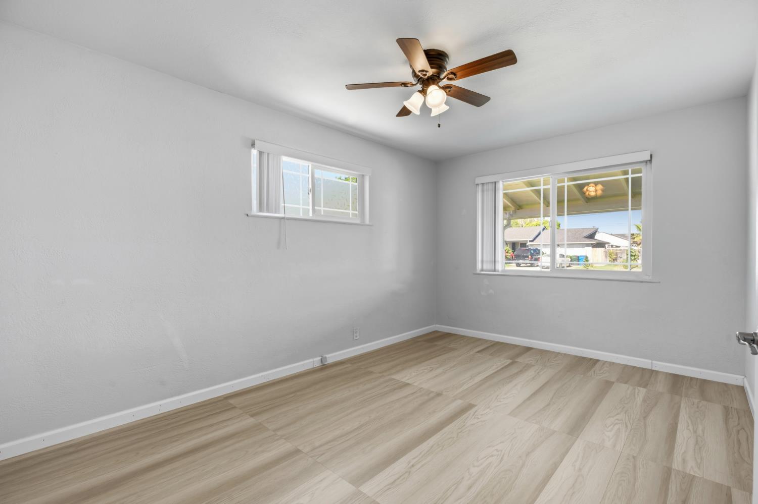 209 charles Ave, Manteca, CA 95336