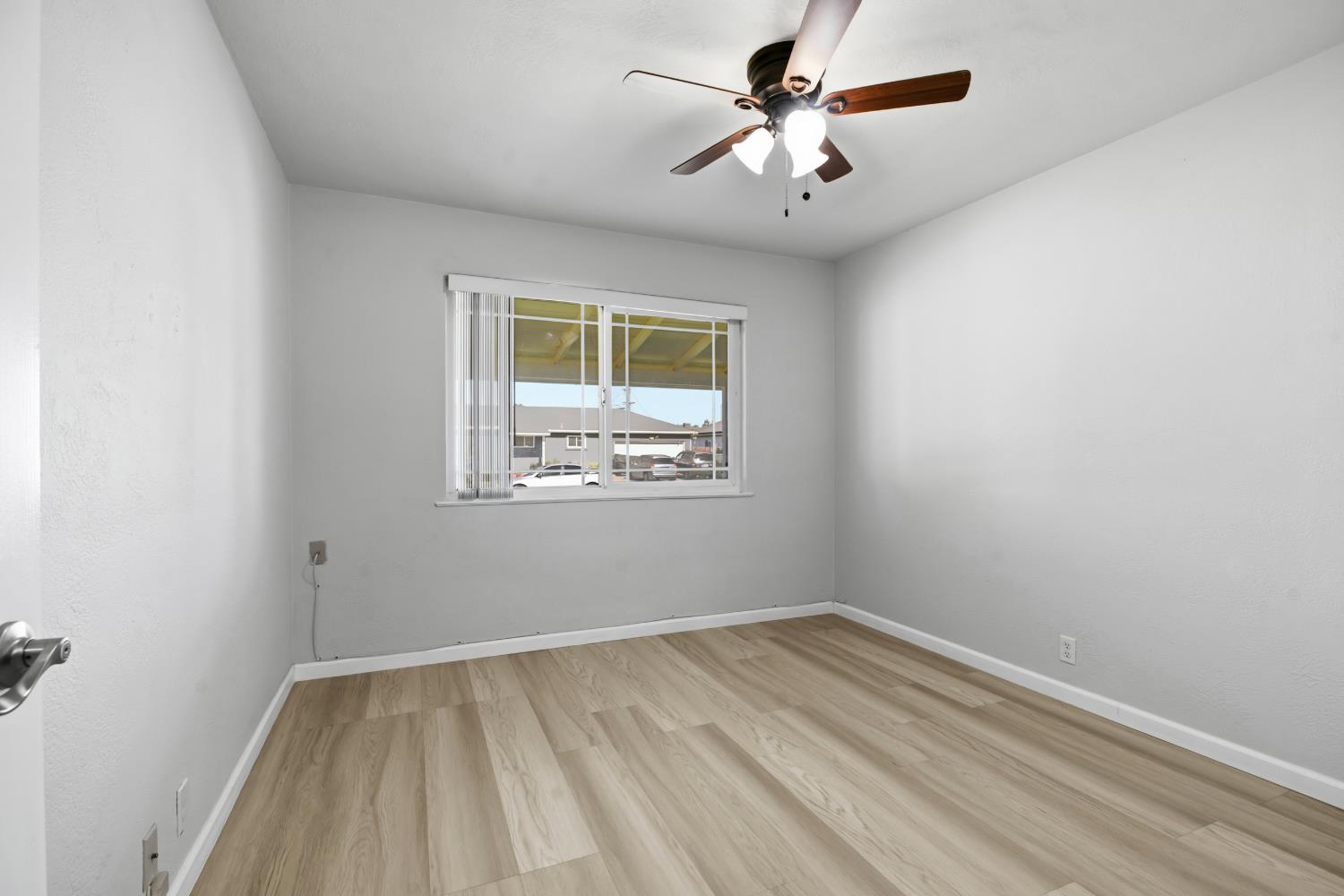 209 charles Ave, Manteca, CA 95336