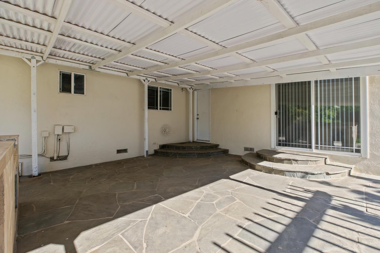 209 charles Ave, Manteca, CA 95336