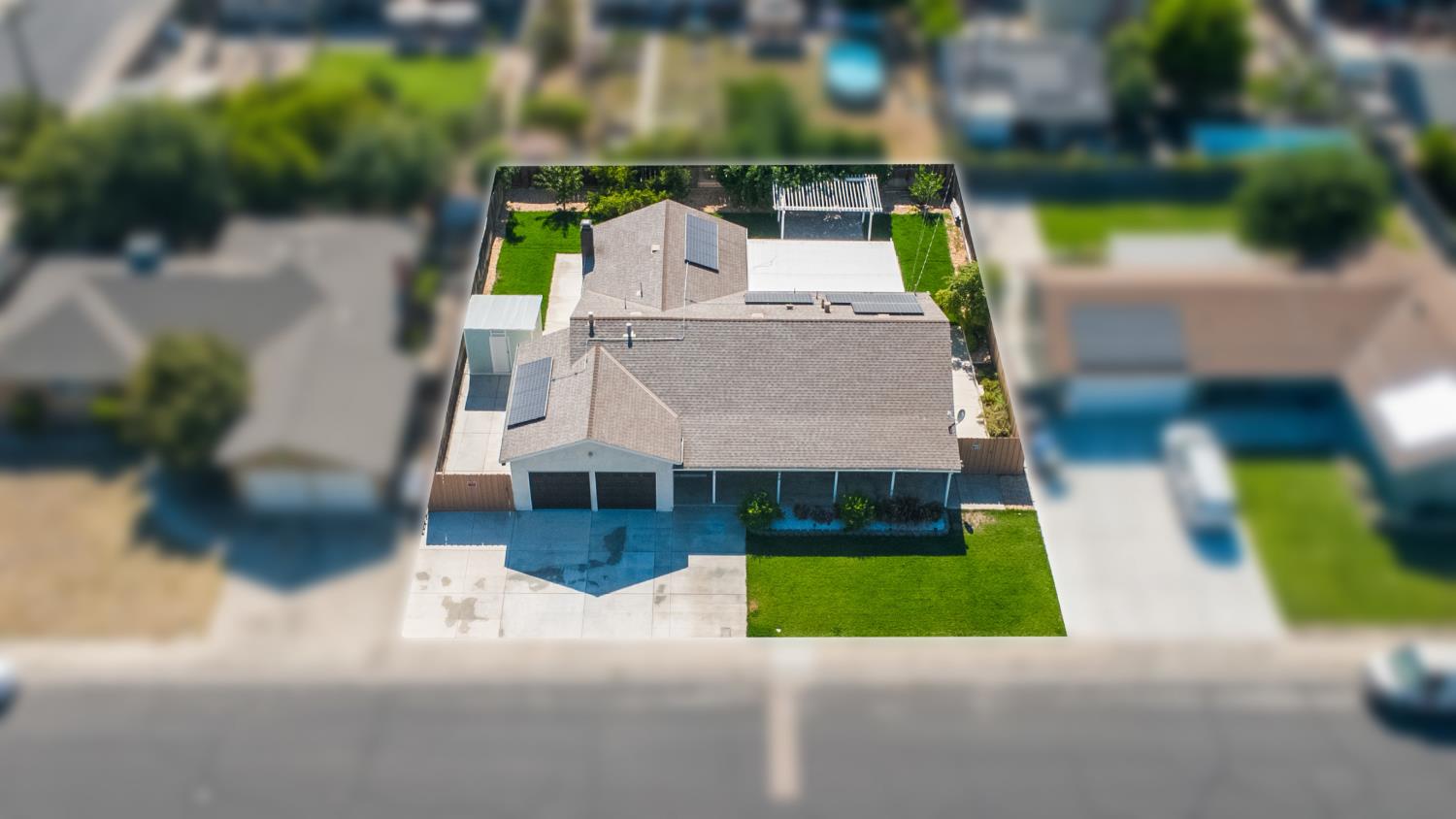 209 charles Ave, Manteca, CA 95336