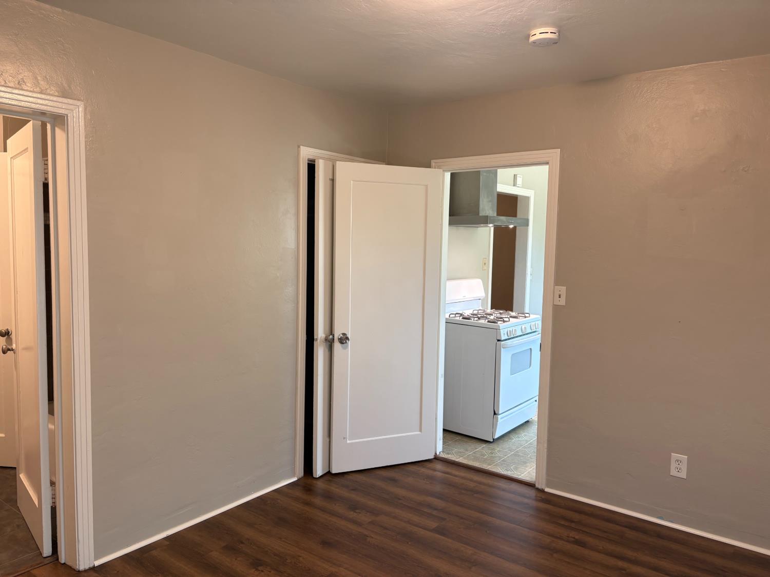 318 Bodem St, Modesto, CA 95350