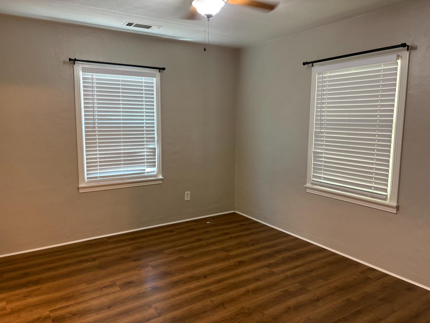 318 Bodem St, Modesto, CA 95350