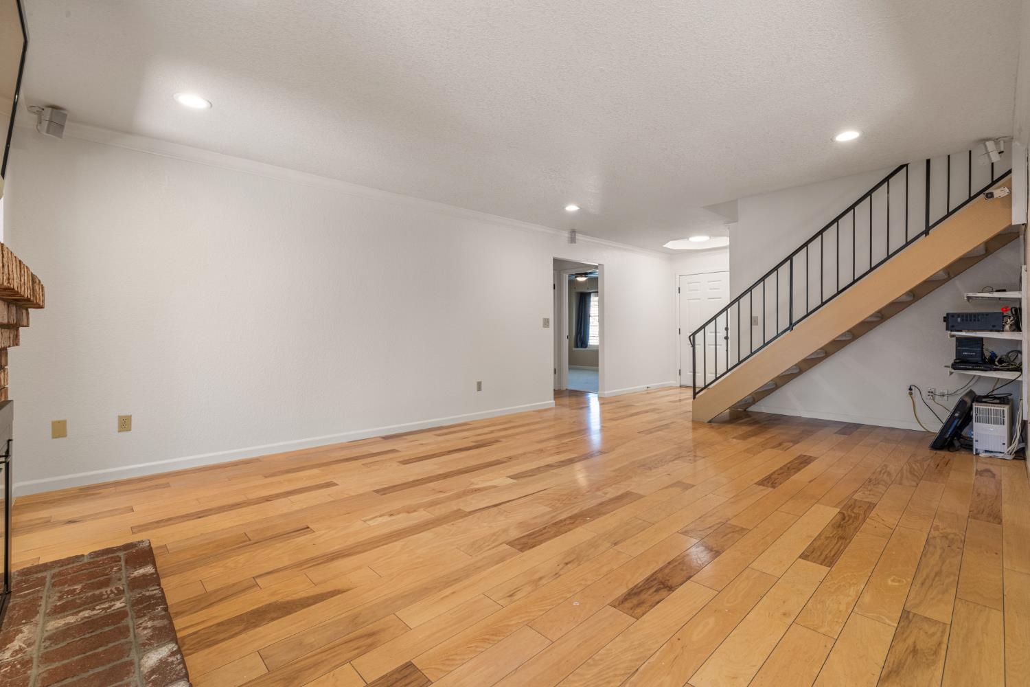 829 Nolte Ln, Modesto, CA 95355