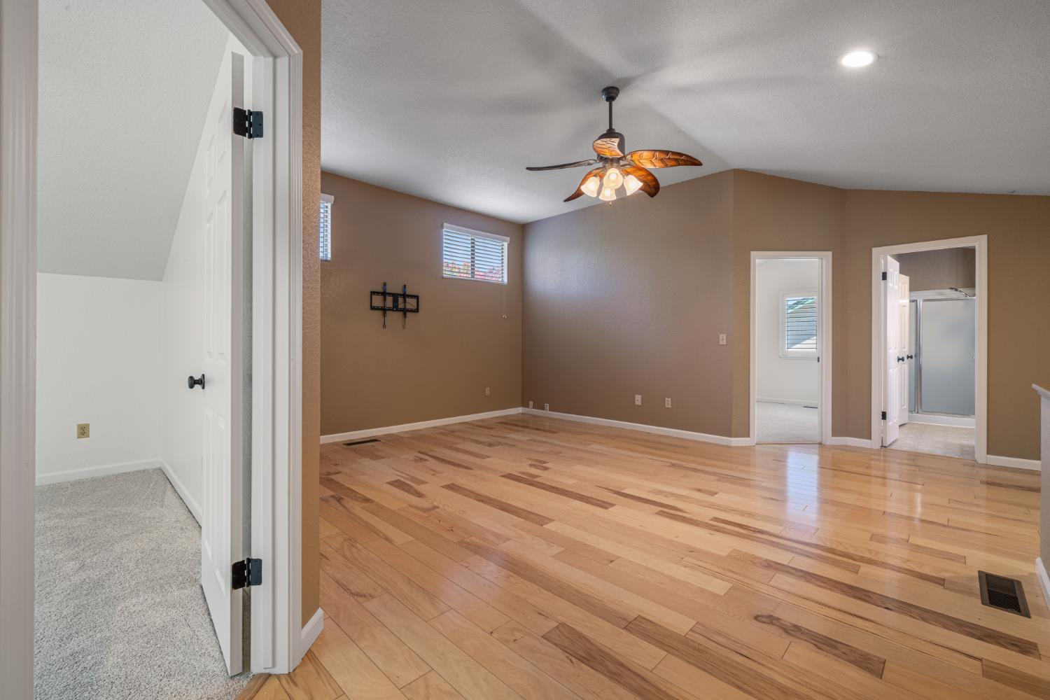829 Nolte Ln, Modesto, CA 95355