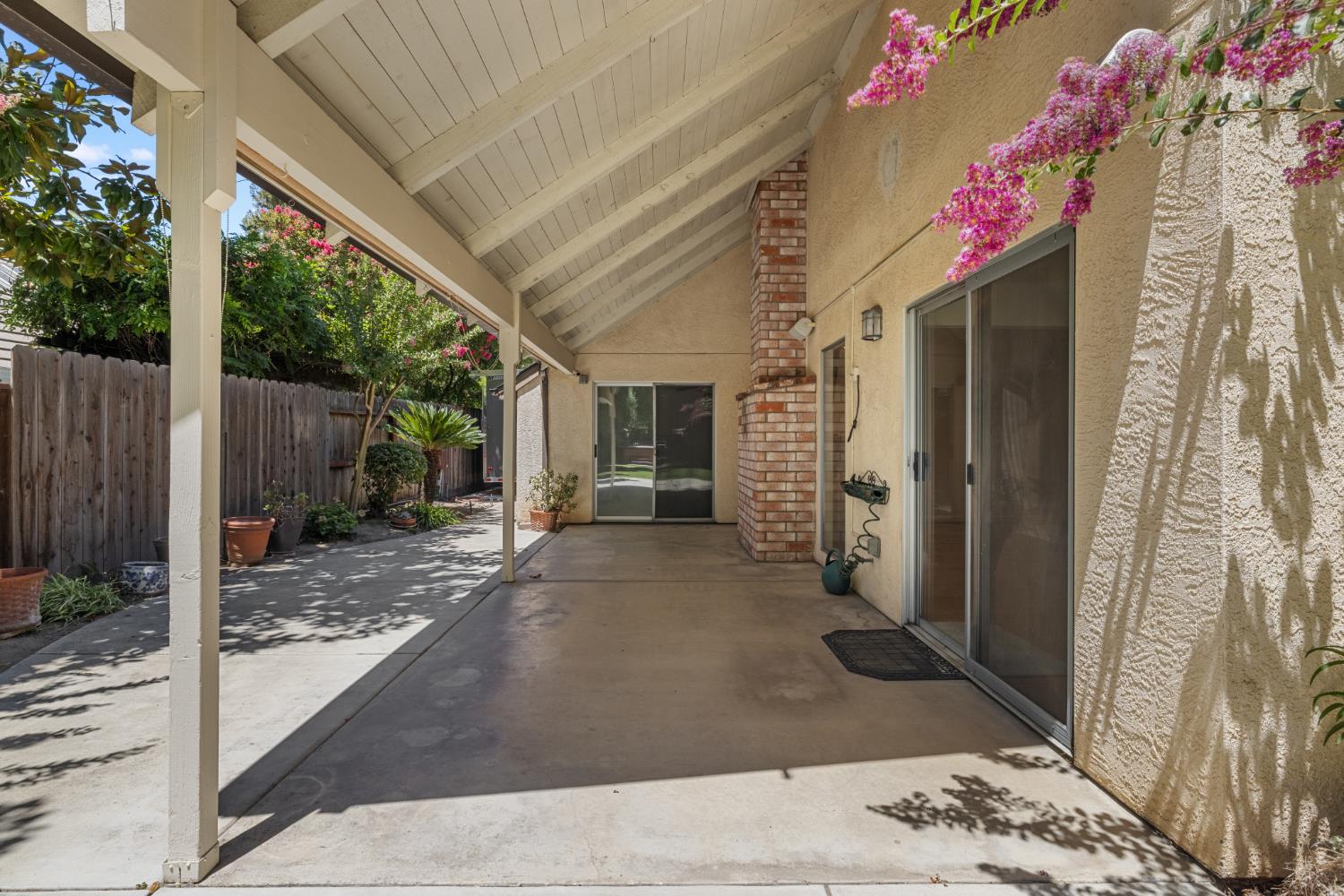 829 Nolte Ln, Modesto, CA 95355