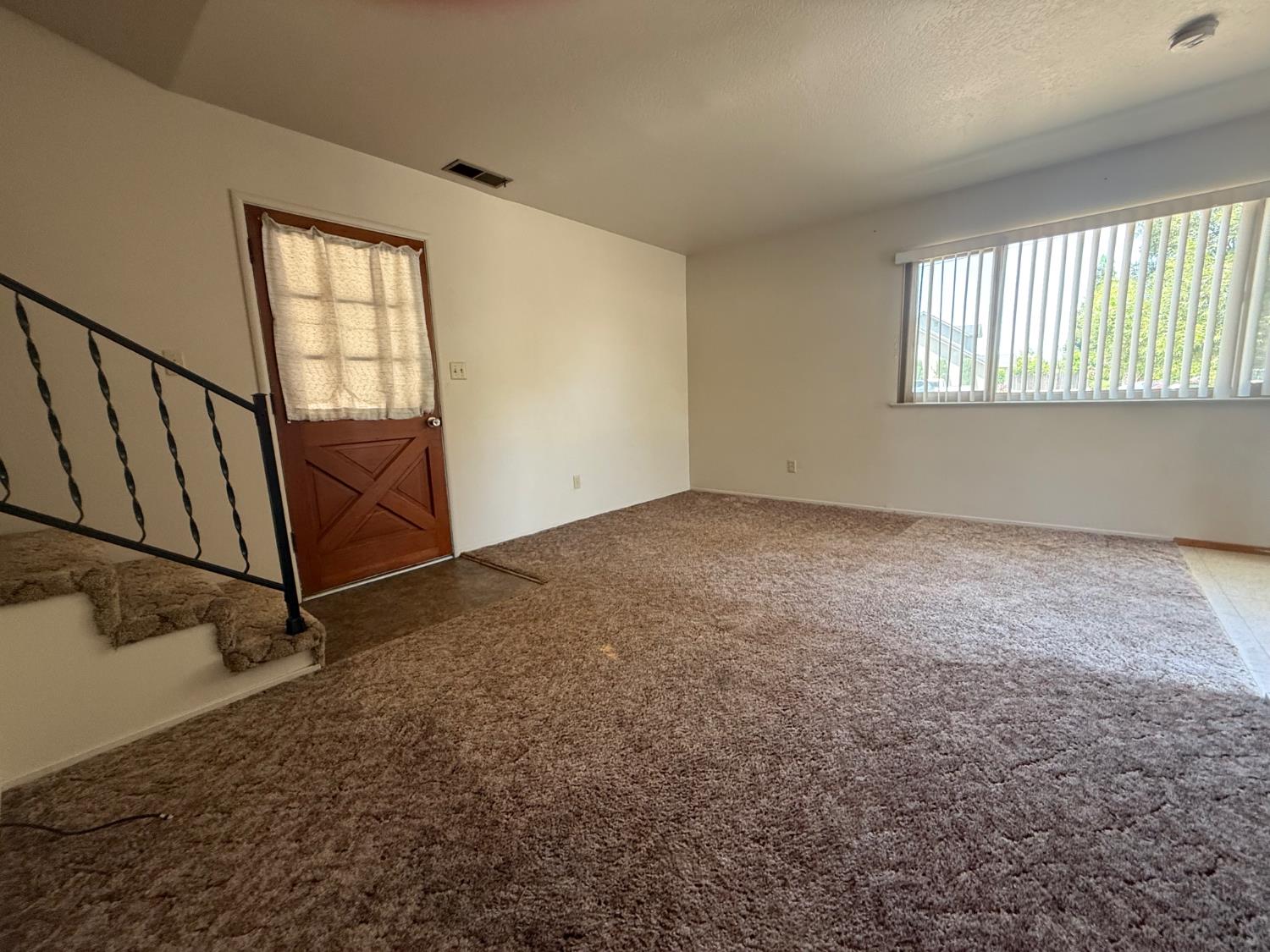 20041 Carol Dr, Hilmar, CA 95324